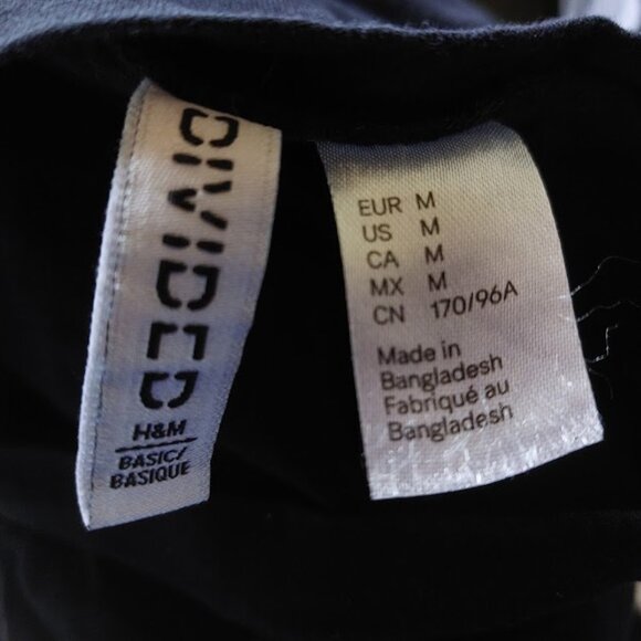 Black Crop Top Size Medium - Picture 2 of 2